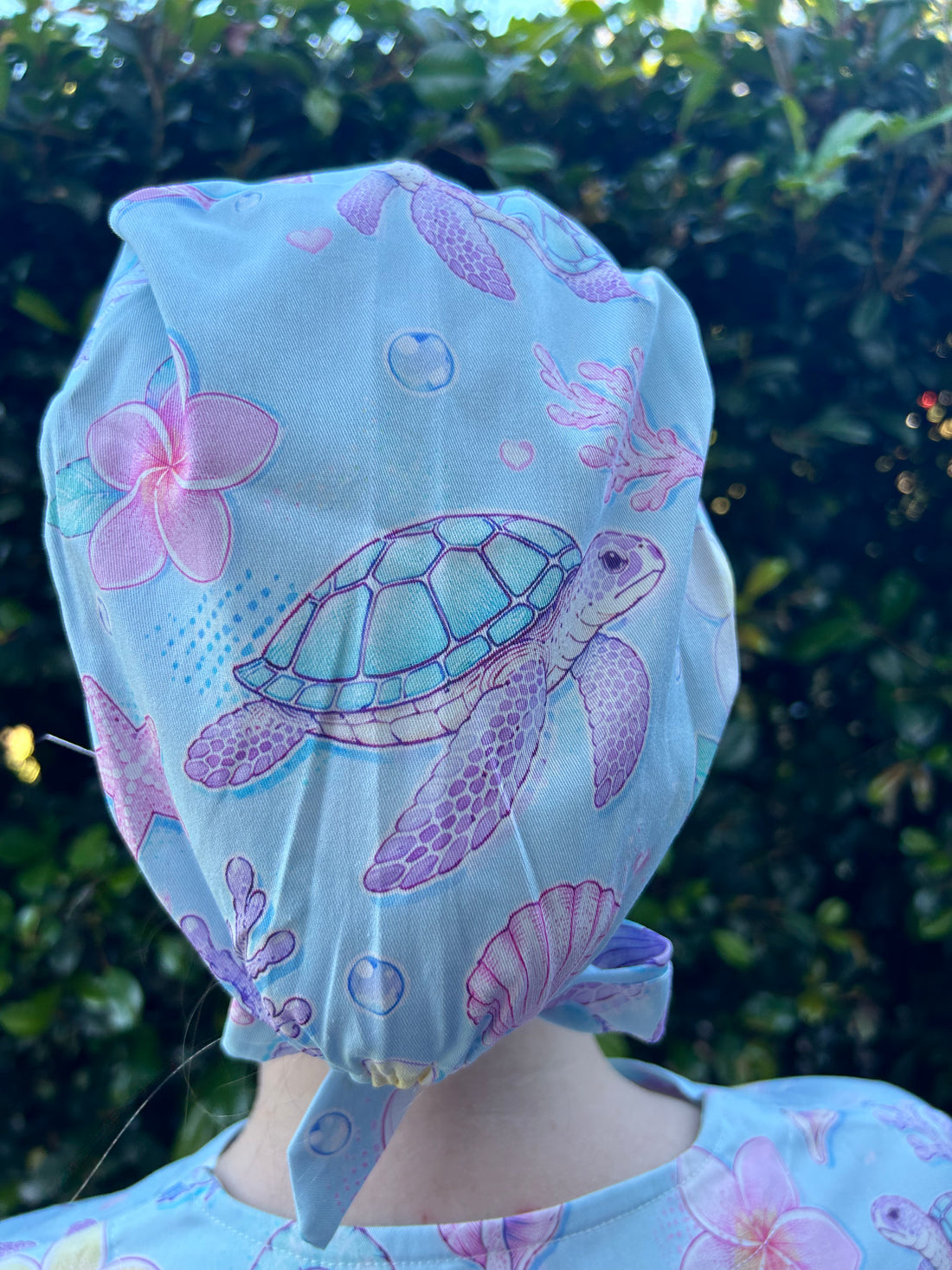 Ocean Petals Scrub Cap